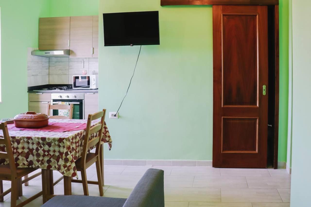 Holiday-Caroline Apartment 庞贝 外观 照片
