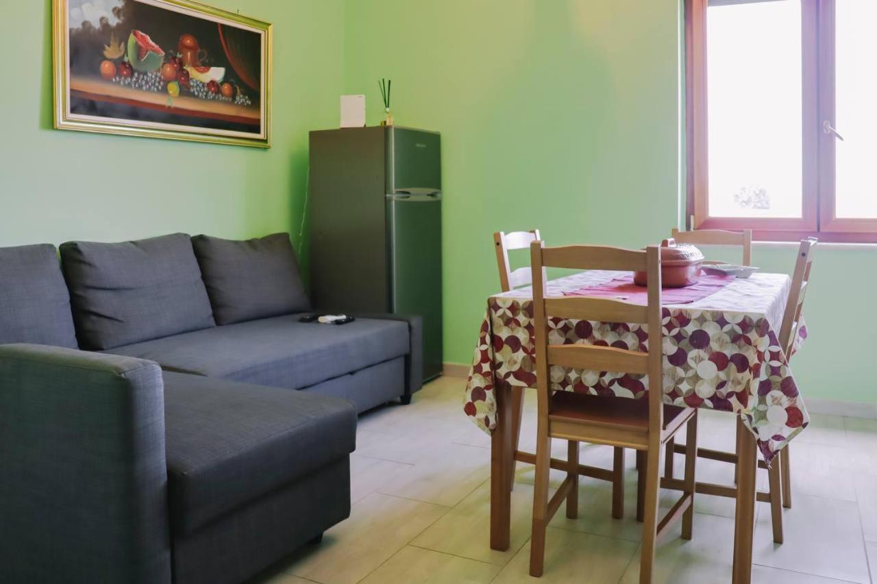Holiday-Caroline Apartment 庞贝 外观 照片